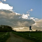 20140414 Zonsondergang achter regenwolken