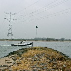 20120303 Duwboot op weg naar een klus